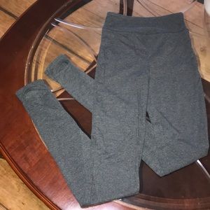 Yoga high-rise stirrup leggings